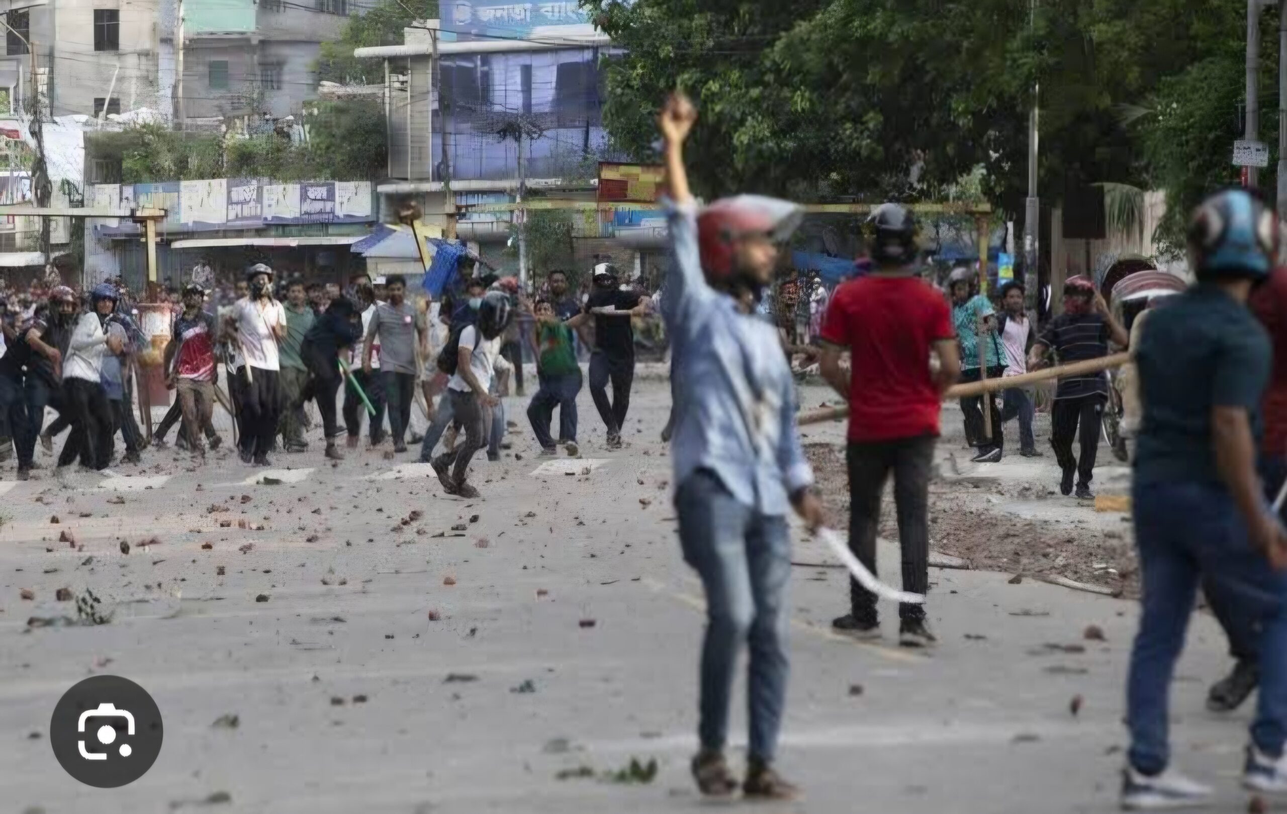 बांग्लादेश की जेल से भागे आतंकी, भारत बांग्लादेश सीमा पर घुसपैठ के ख़तरे का अलर्ट