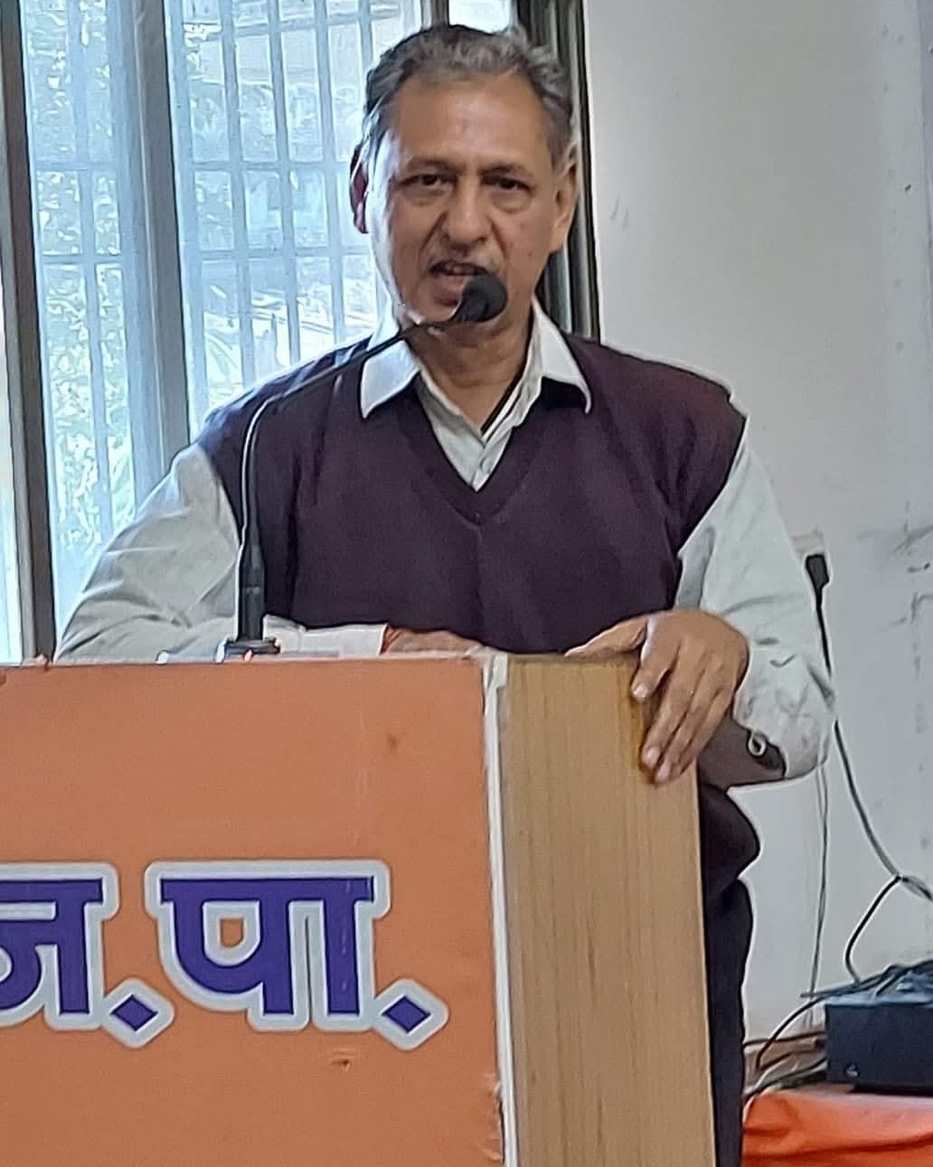 सोशल मीडिया में चालीस घंटों से जारी तथ्यहीन जुगलबंदियों से अलहदे भाजपा के थिंक-टैंक मुकेश जैन ने परत-दर-परत सामने रखी सच्चाई